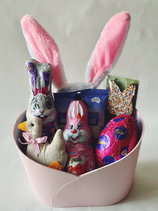 Snuggle Bunny Hamper